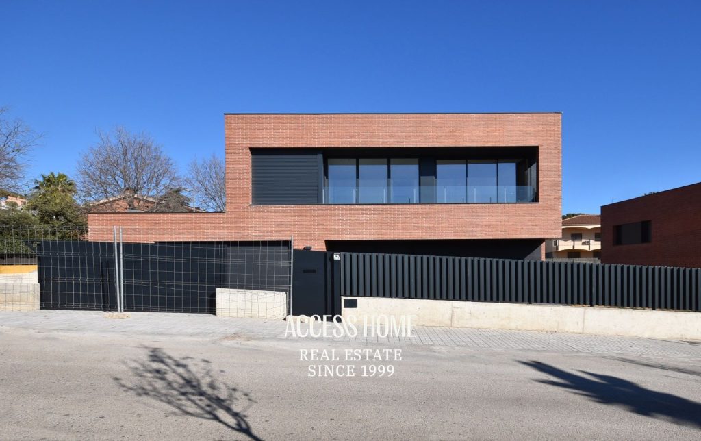 Exclusiva Vivienda de Obra Nueva en Can Quirze