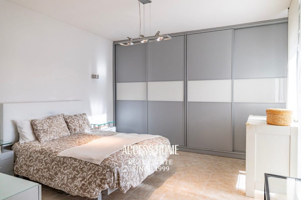 Magnífica casa con piscina y jardín en el corazón de Argentona