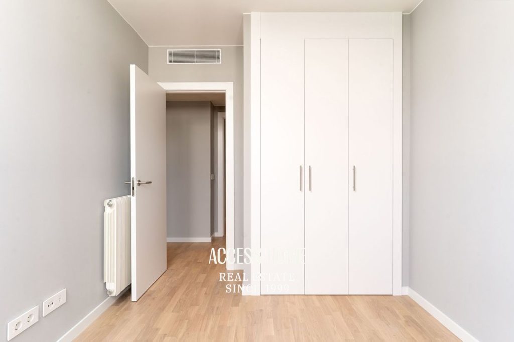 Exclusivo piso de obra nueva con terraza de 140 m² y piscina en Badalona
