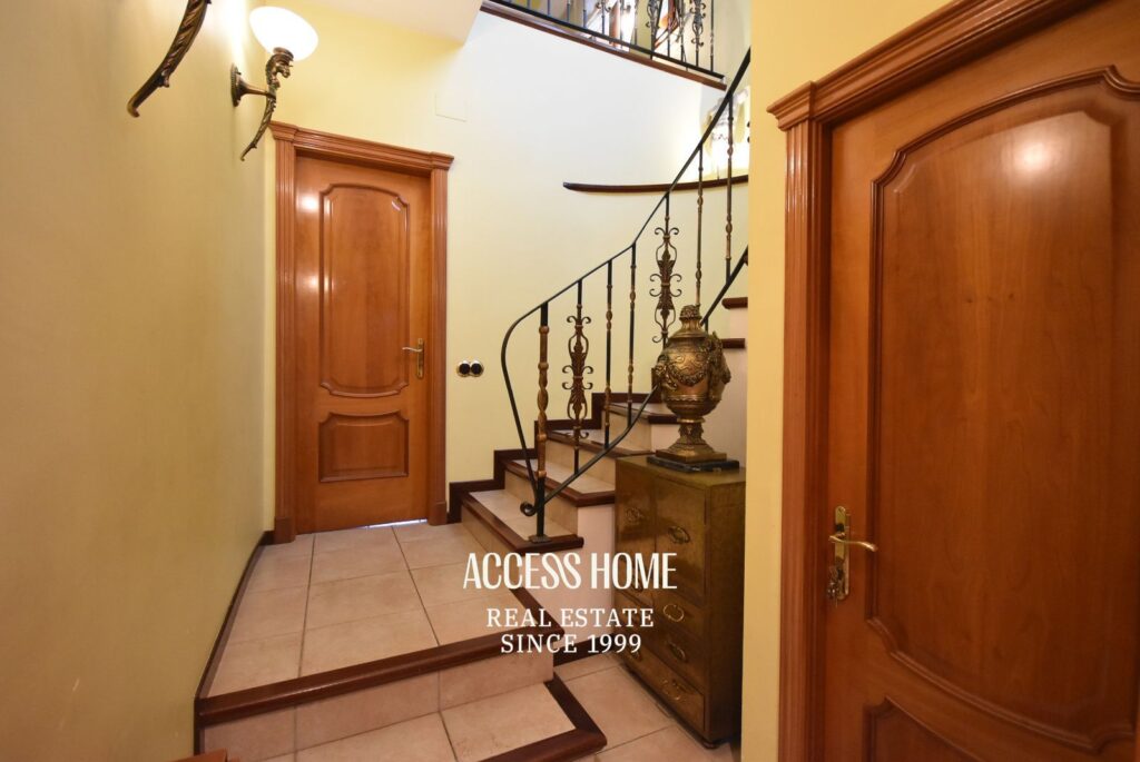 Exclusiva casa con vistas al mar, piscina privada y casa de invitados en Caldes d’Estrac