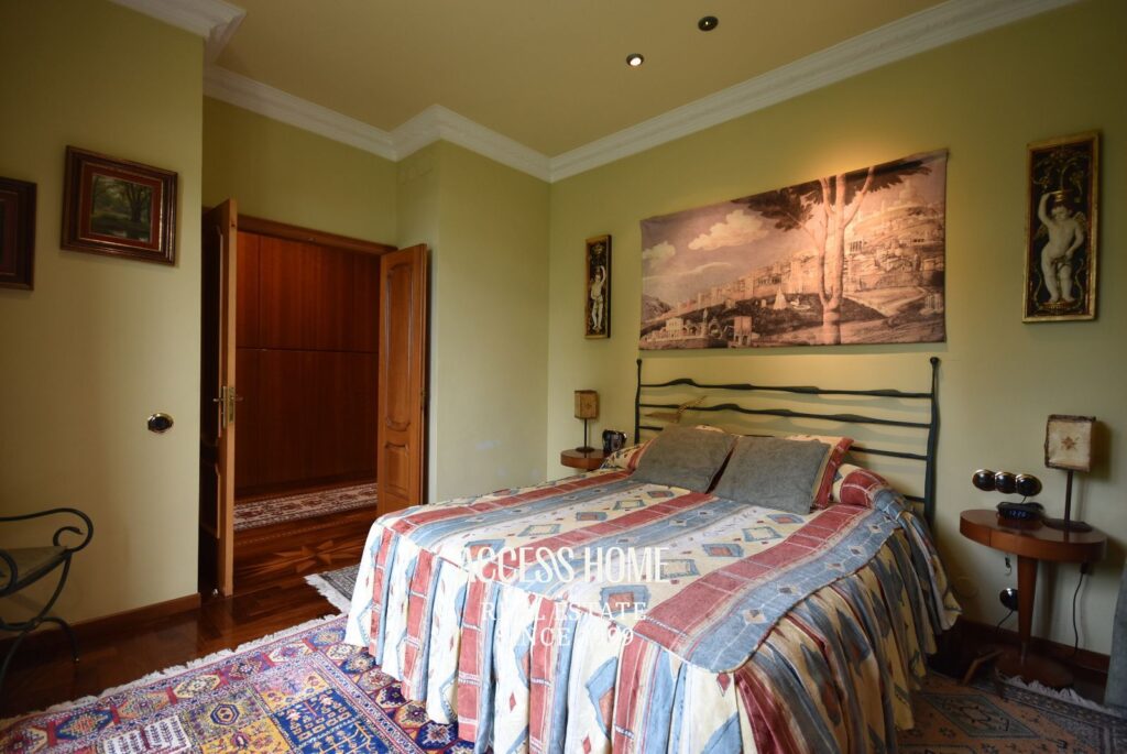 Exclusiva casa con vistas al mar, piscina privada y casa de invitados en Caldes d’Estrac
