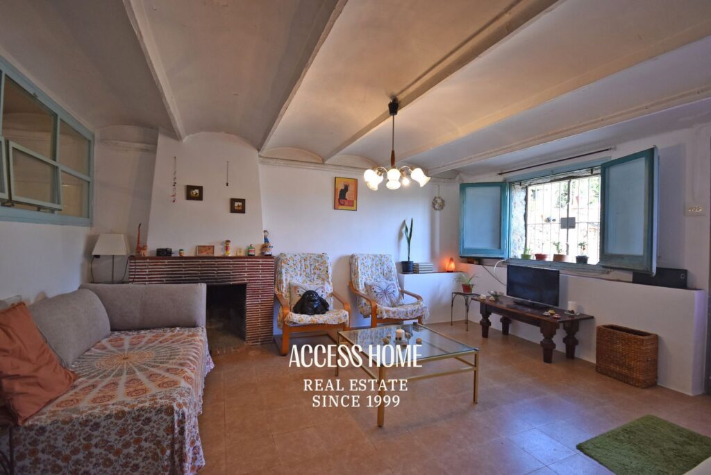 Casa en amplia parcela situada en Premià de Dalt
