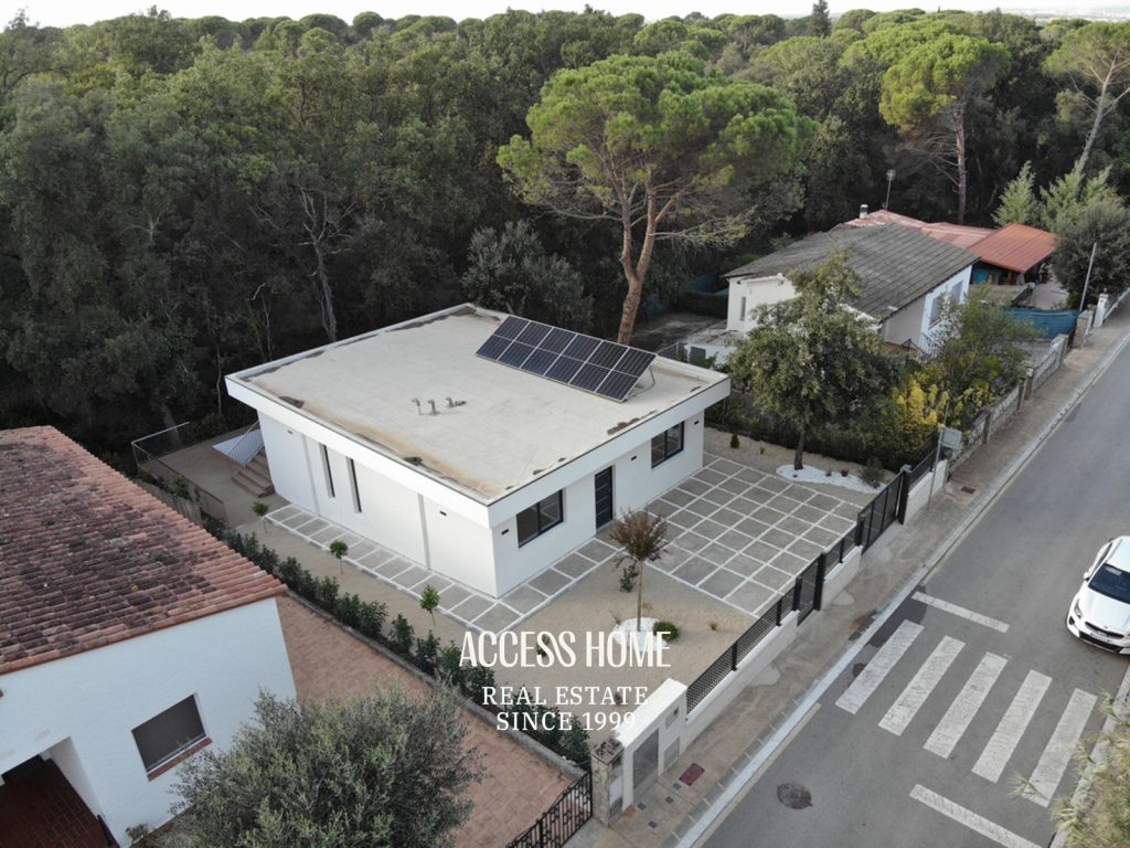 Nueva propiedad con piscina en La Canyera, Llagostera
