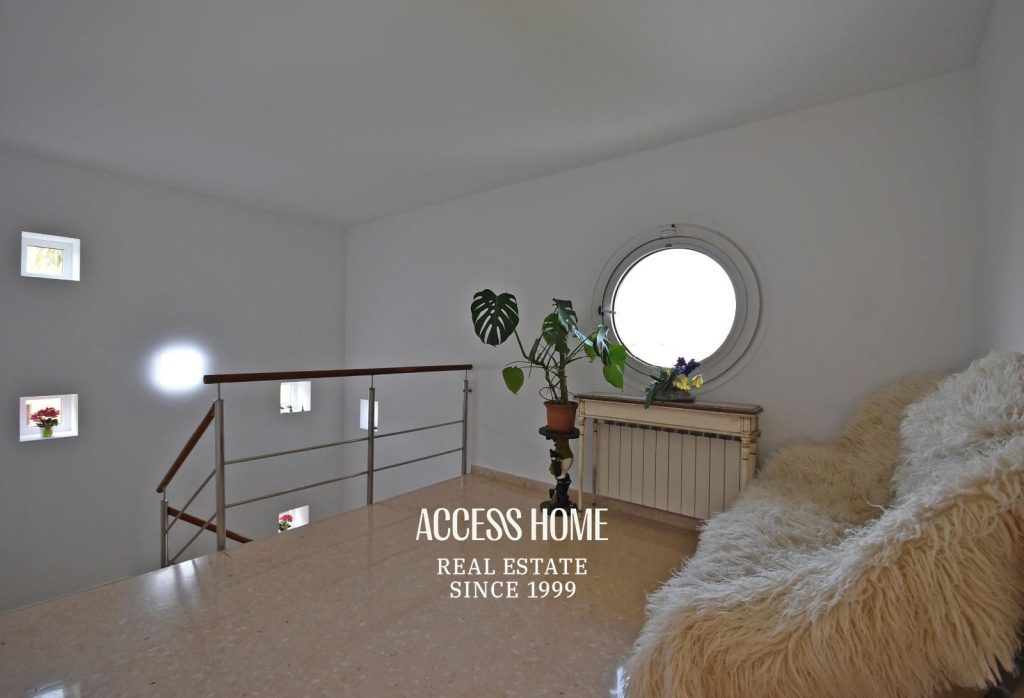 Excelente casa con piscina en La Serreta, Alella