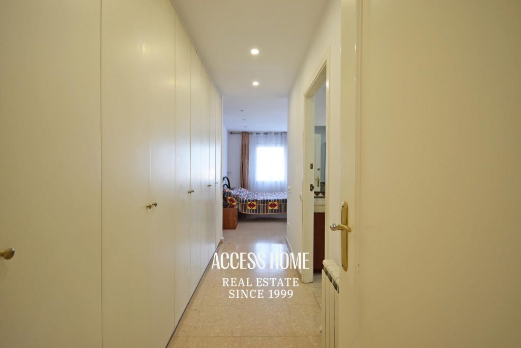 Excelente casa con piscina en La Serreta, Alella