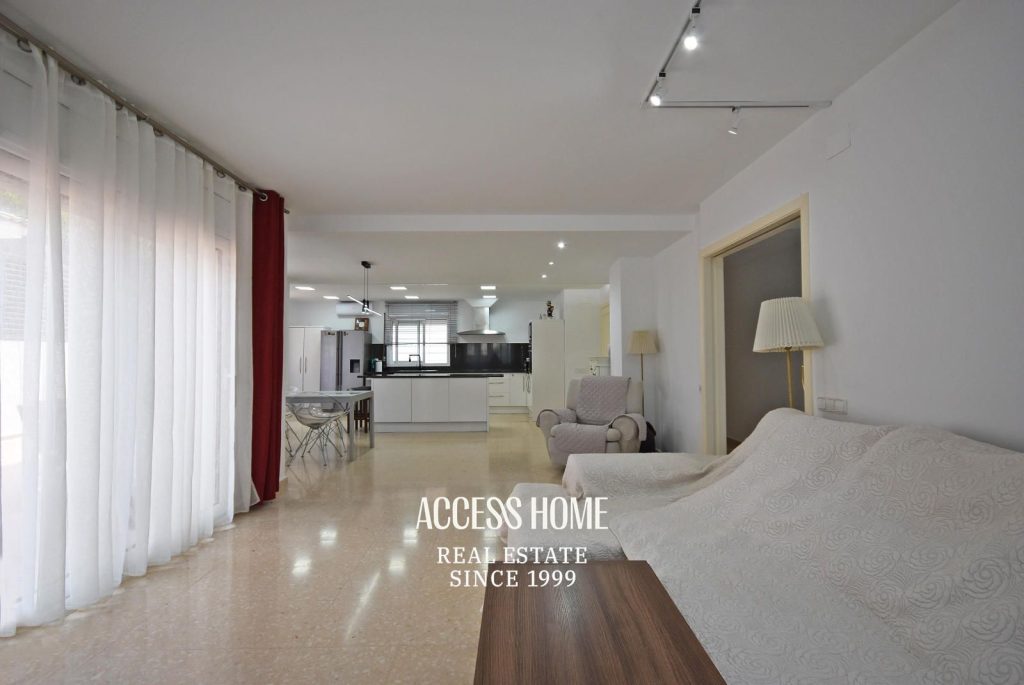 Excelente casa con piscina en La Serreta, Alella