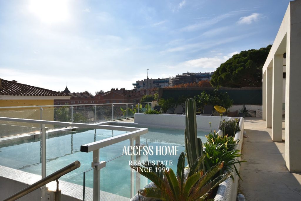 Gran Oportunidad en El Masnou: Aparthotel Operativo o Vivienda