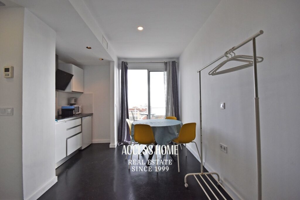 Gran Oportunidad en El Masnou: Aparthotel Operativo o Vivienda