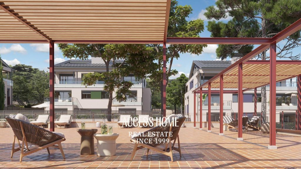Planta baja dúplex con amplia terraza y zona comunitaria con piscina en Premià de Dalt