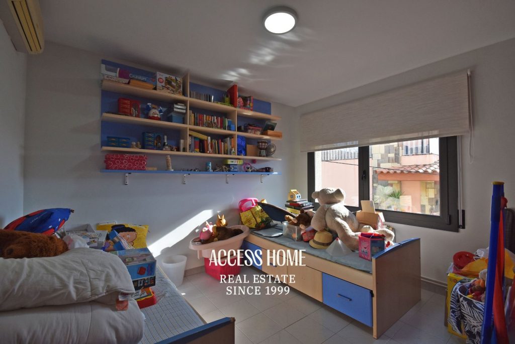 Casa con piscina entre Alella y El Masnou a 600 metros de la playa