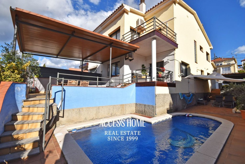Casa con piscina entre Alella y El Masnou a 600 metros de la playa