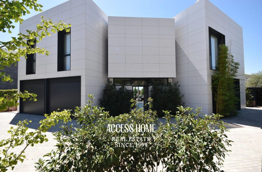 Exclusiva casa de diseño en venta en  la Urbanización Can Quirze