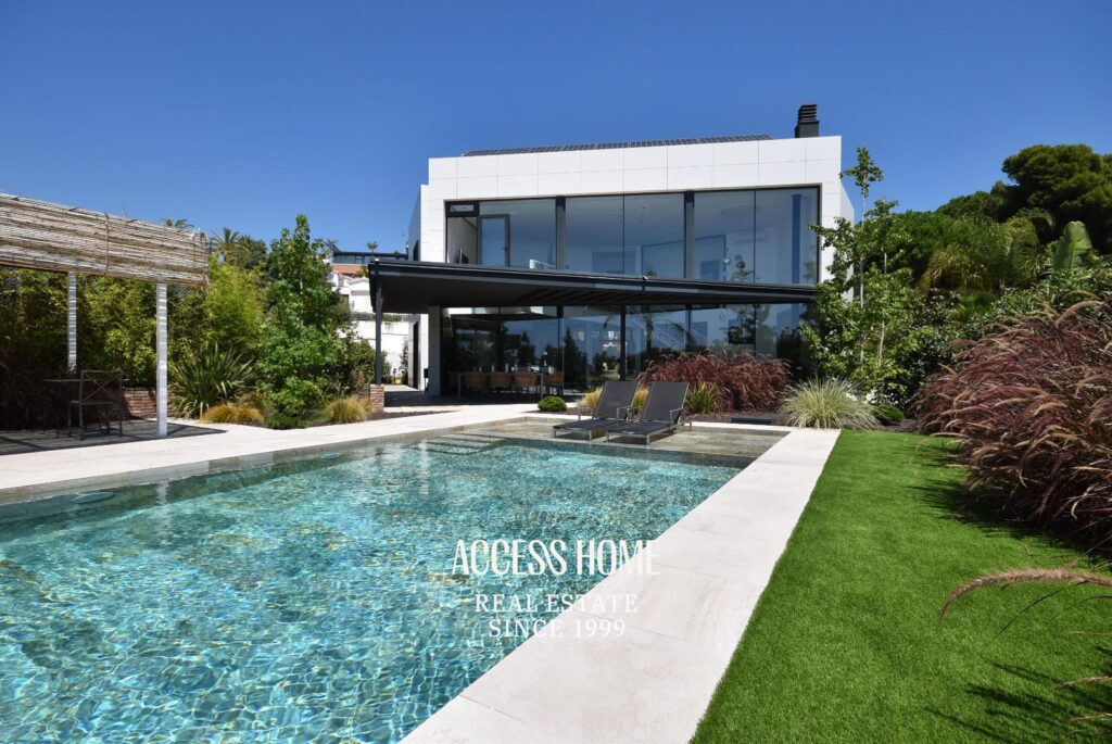 Exclusiva casa de diseño en venta en  la Urbanización Can Quirze