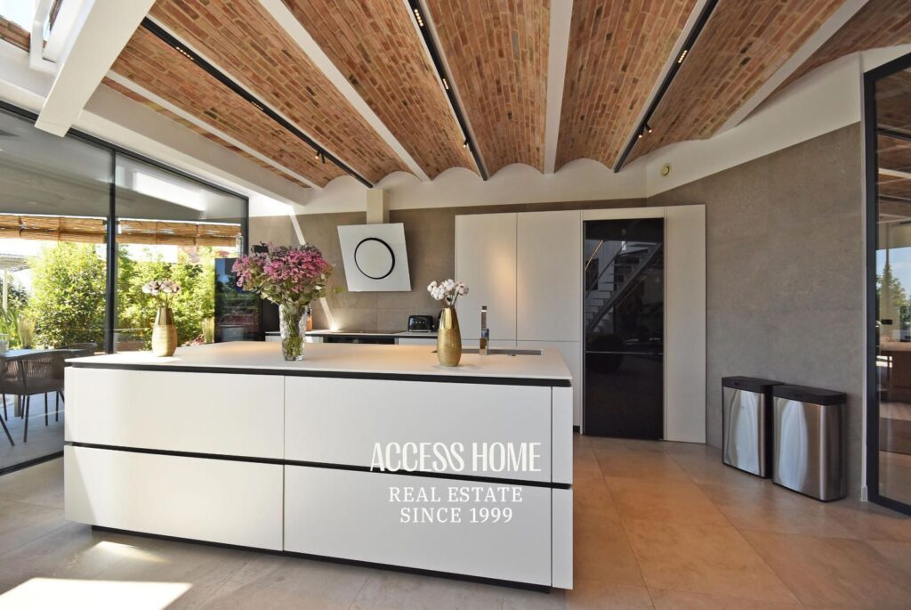 Exclusiva casa de diseño en venta en  la Urbanización Can Quirze