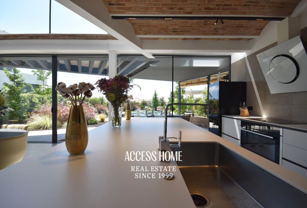 Exclusiva casa de diseño en venta en  la Urbanización Can Quirze