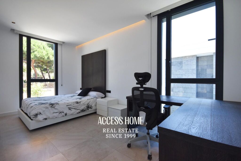 Exclusiva casa de diseño en venta en  la Urbanización Can Quirze
