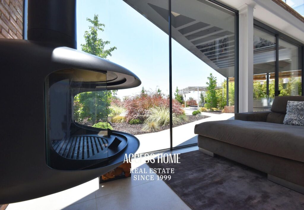Exclusiva casa de diseño en venta en  la Urbanización Can Quirze