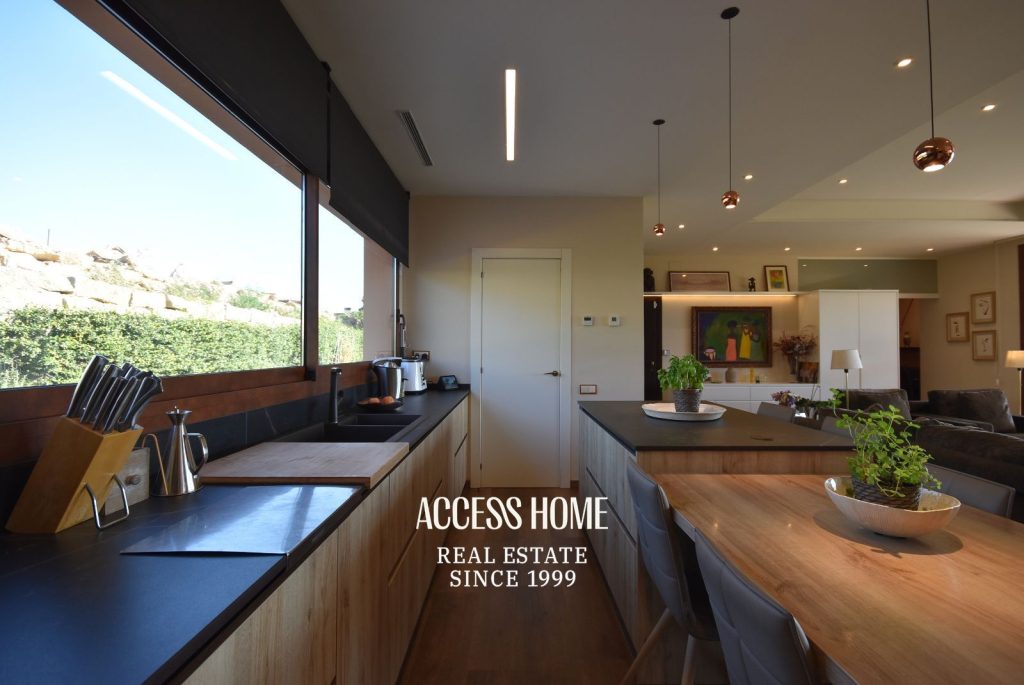Exclusividad, diseño y Mediterráneo: una vivienda excepcional en centro de Sant Vicenç de Montalt