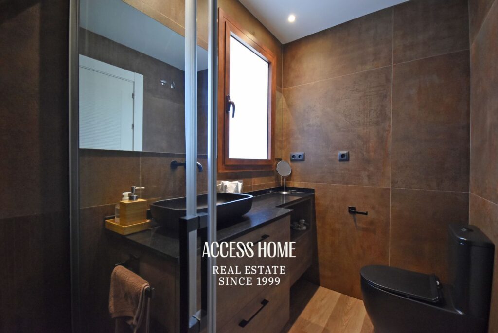 Exclusividad, diseño y Mediterráneo: una vivienda excepcional en centro de Sant Vicenç de Montalt