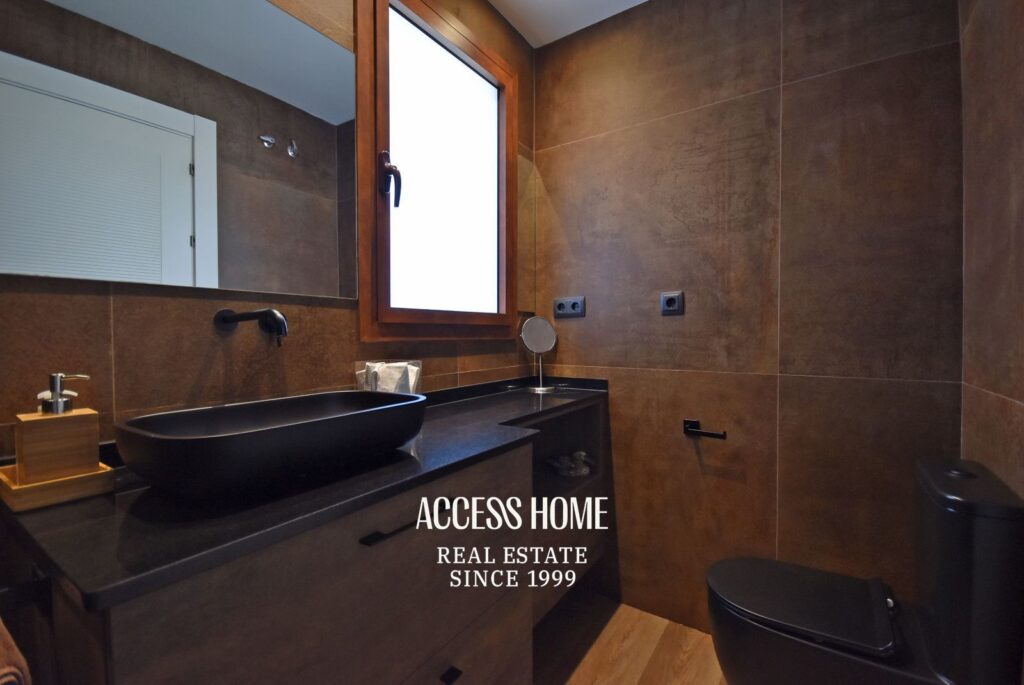 Exclusividad, diseño y Mediterráneo: una vivienda excepcional en centro de Sant Vicenç de Montalt