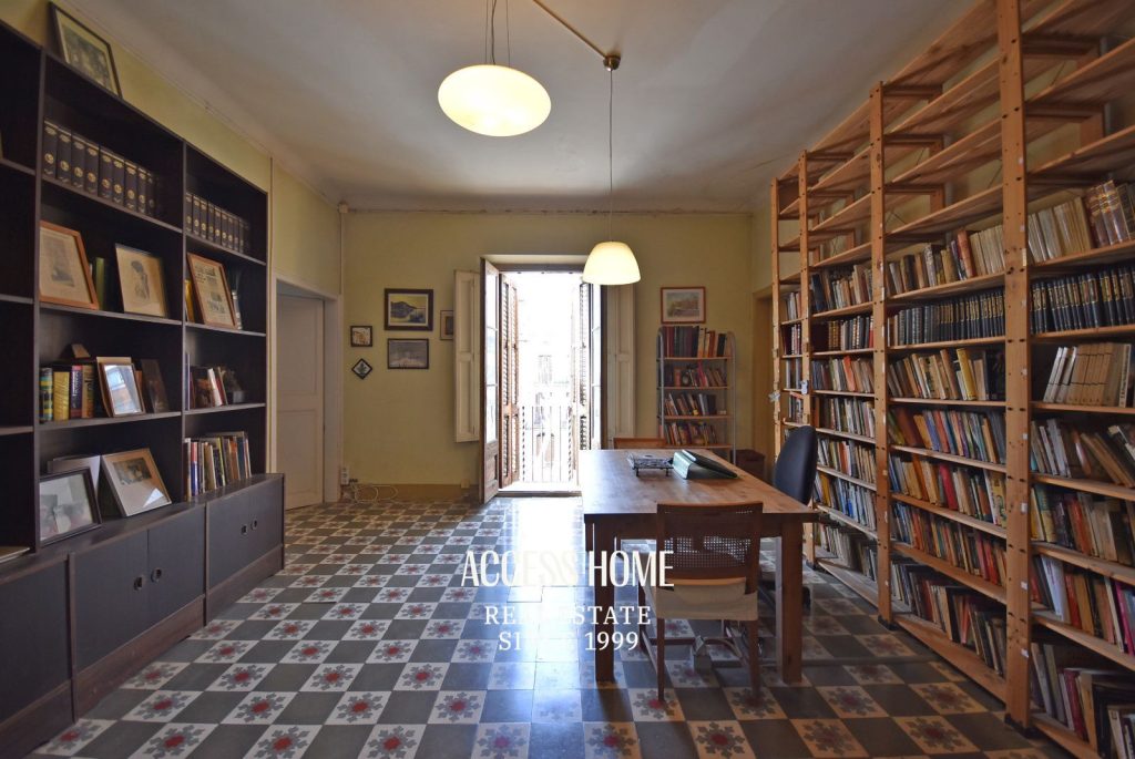Casa señorial histórica en el centro de Arenys de Mar