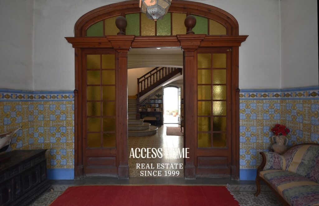 Casa señorial histórica en el centro de Arenys de Mar