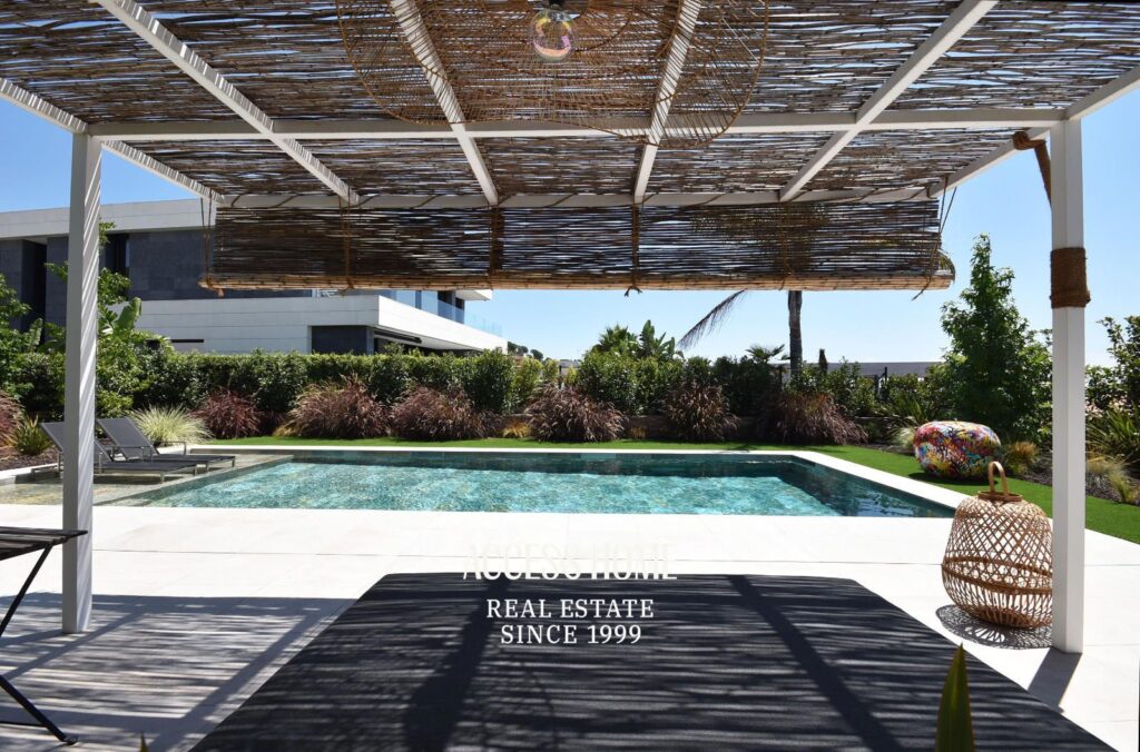 Exclusiva casa de diseño en alquiler en  la Urbanización Can Quirze