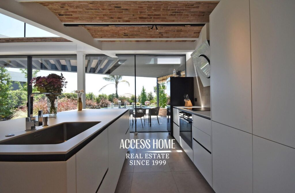 Exclusiva casa de diseño en alquiler en  la Urbanización Can Quirze