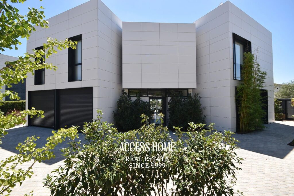 Exclusiva casa de diseño en alquiler en  la Urbanización Can Quirze
