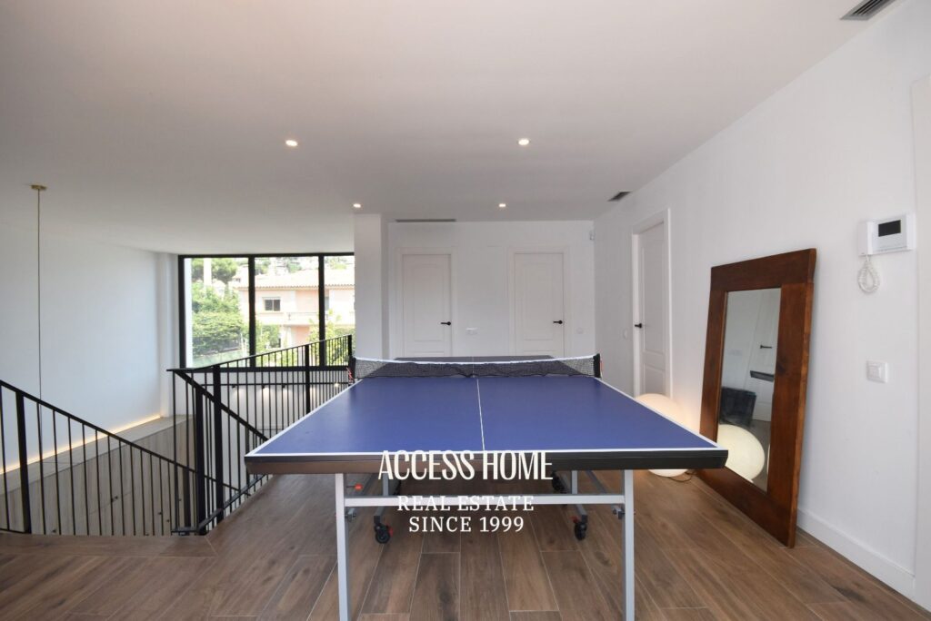 Casa seminueva en venta en Premià de Dalt con vistas al mar