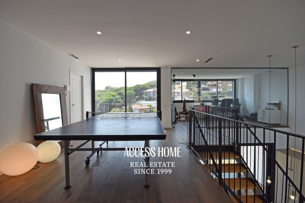 Casa seminueva en venta en Premià de Dalt con vistas al mar
