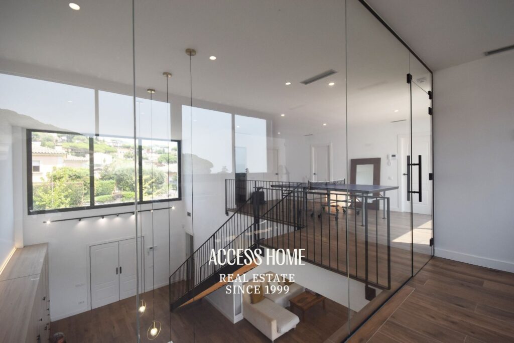 Casa seminueva en venta en Premià de Dalt con vistas al mar