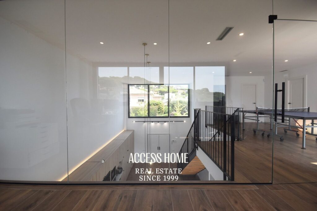Casa seminueva en venta en Premià de Dalt con vistas al mar