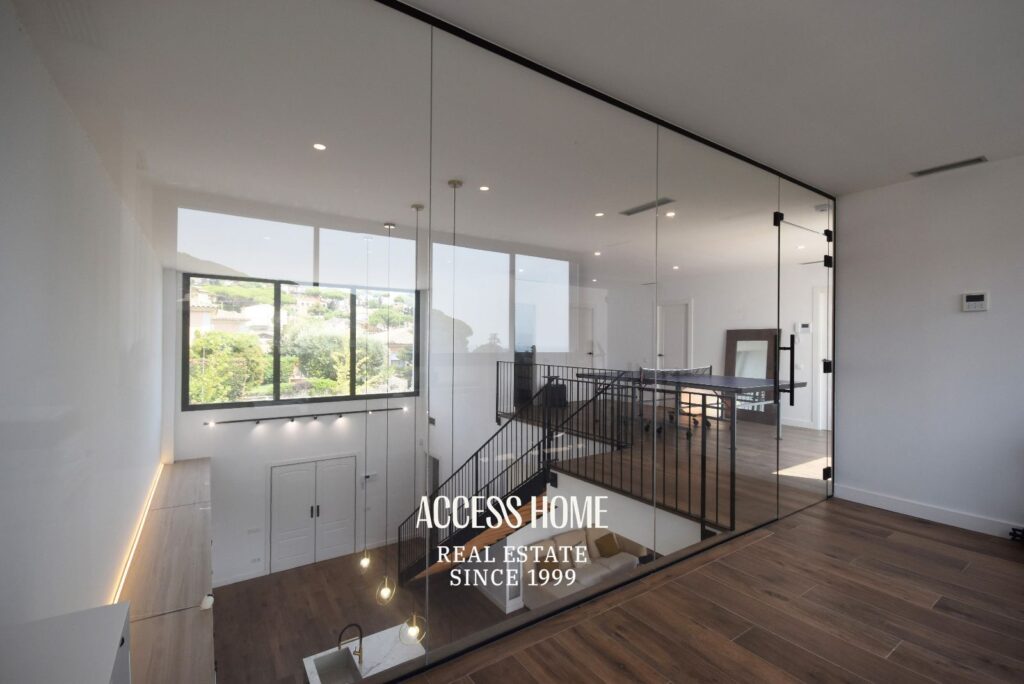 Casa seminueva en venta en Premià de Dalt con vistas al mar