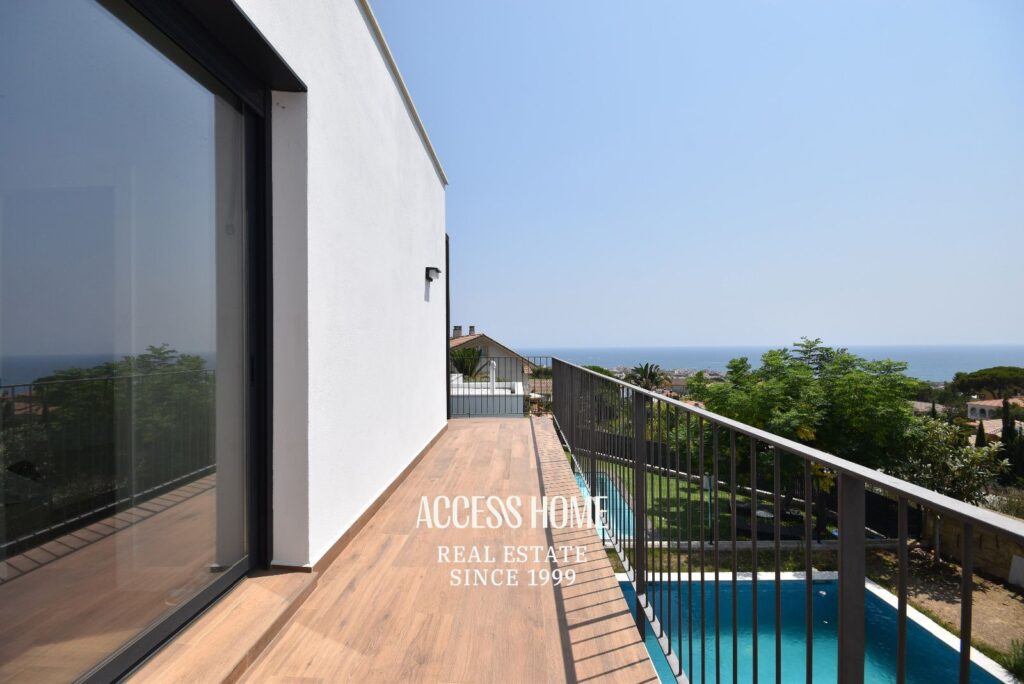 Casa seminueva en venta en Premià de Dalt con vistas al mar