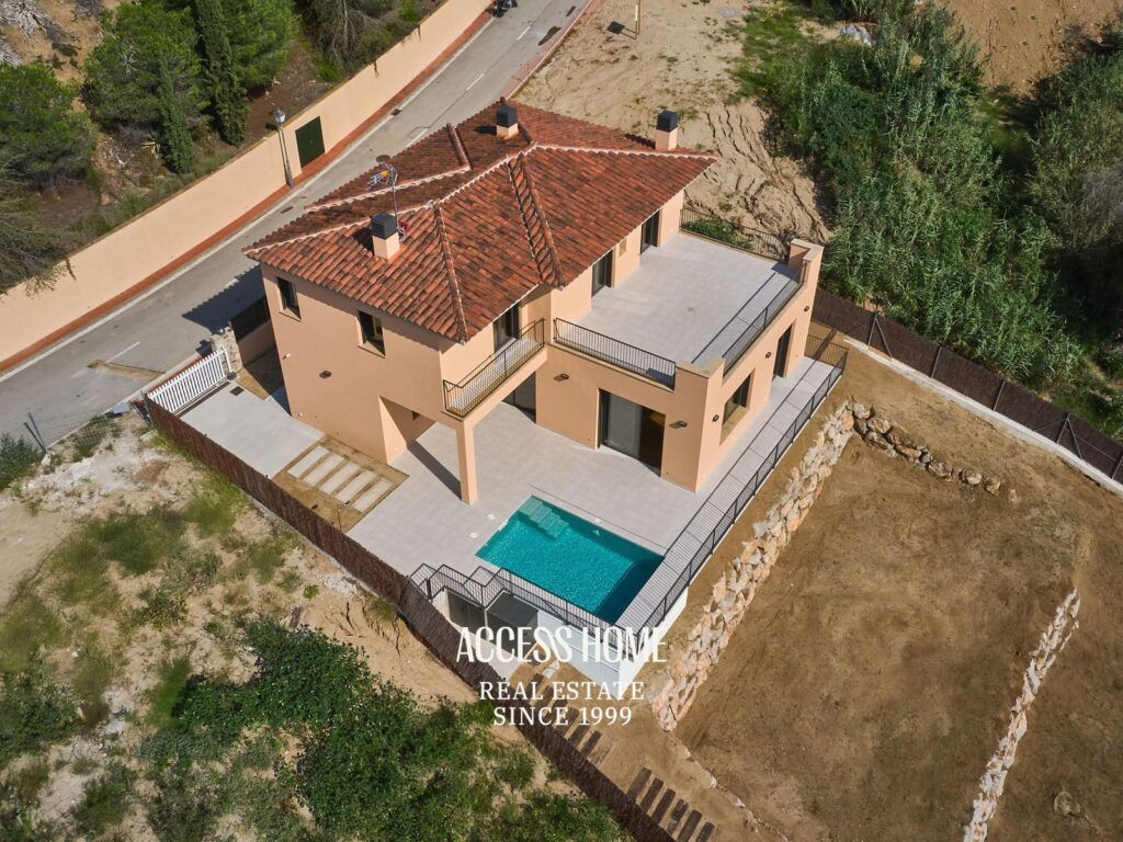 Casa de nueva construcción en esta zona