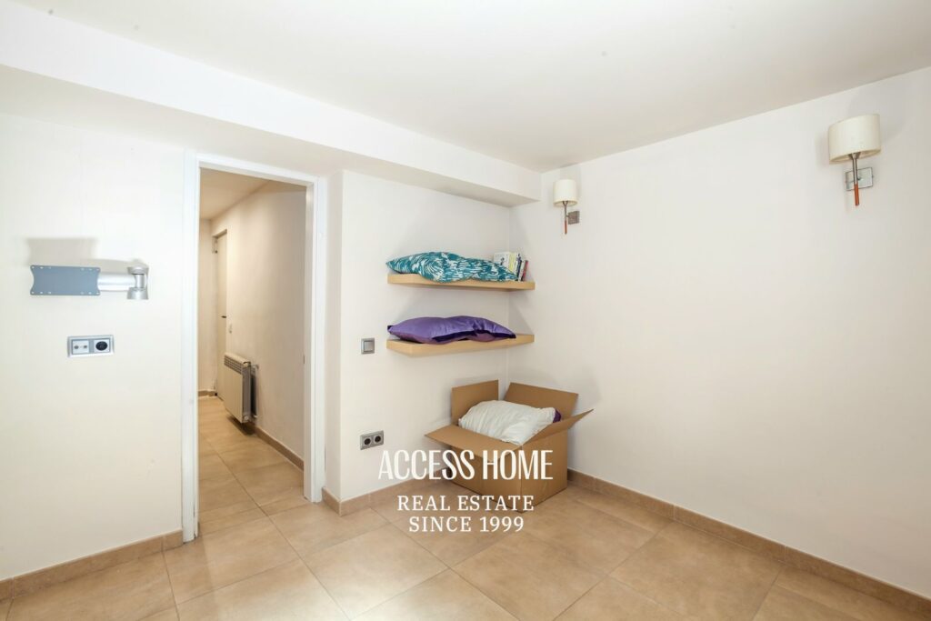 Villa de lujo  en venta con piscina privada a pasos del mar en Gavà Mar, Barcelona