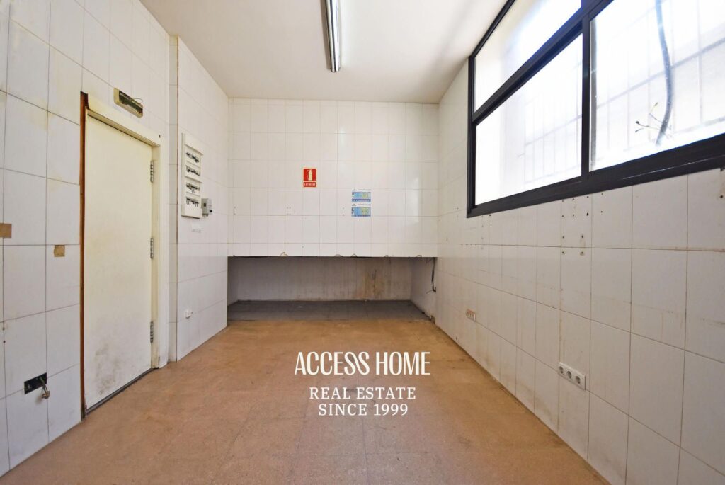 Local comercial en alquiler en Cerdanyola del Vallès