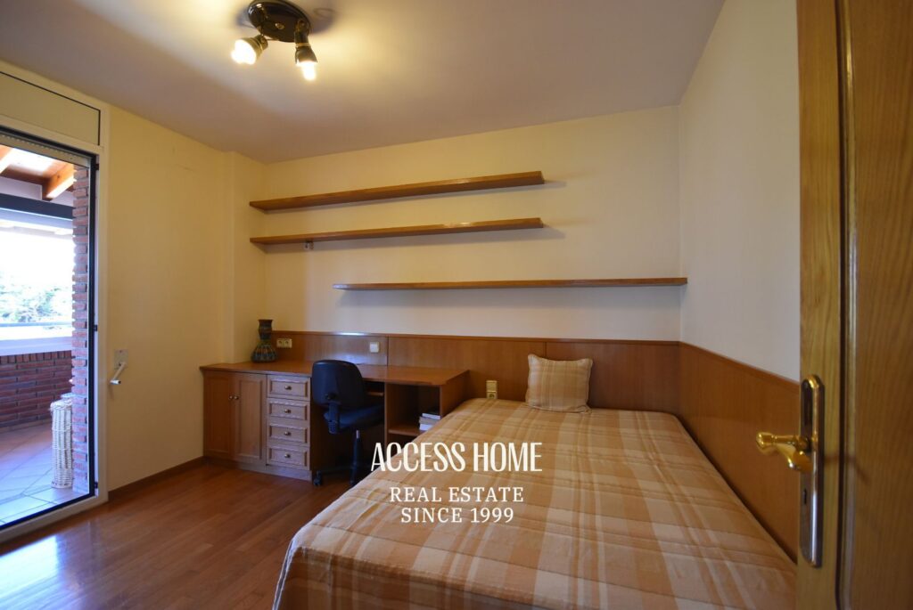 Exclusiva casa con piscina y terrazas con vistas a mar y montaña en El Masnou