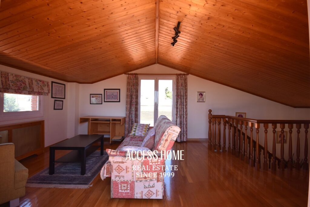 Exclusiva casa con piscina y terrazas con vistas a mar y montaña en El Masnou