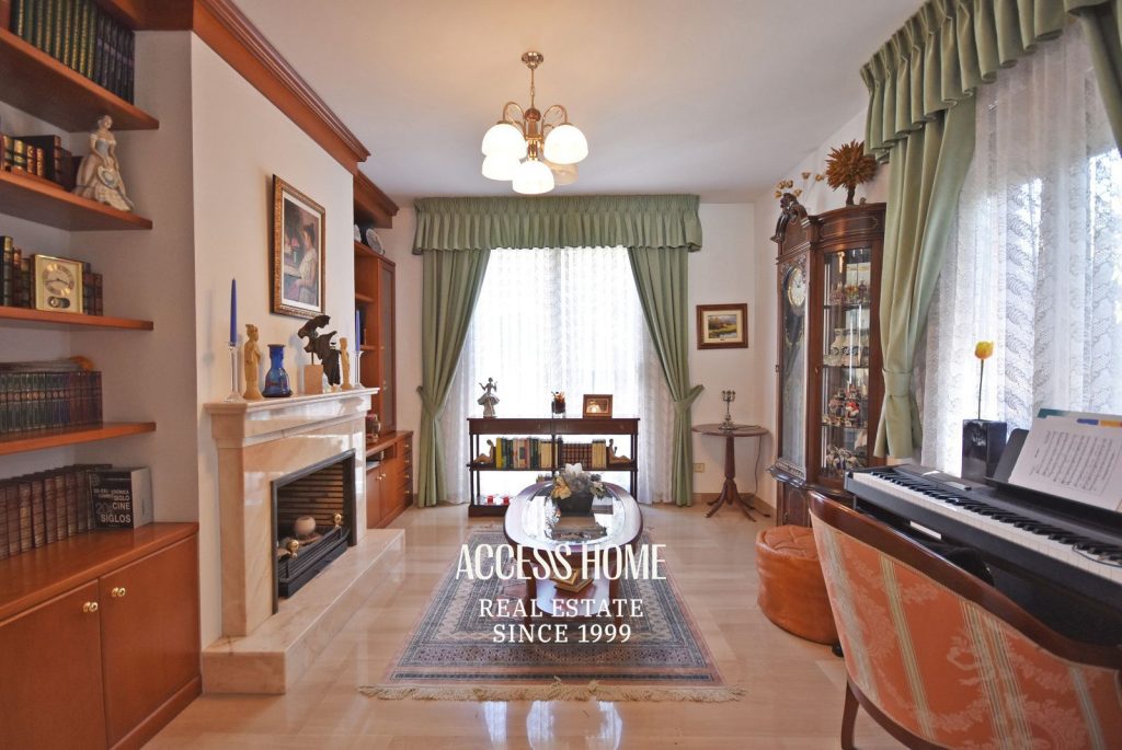 Exclusiva casa con piscina y terrazas con vistas a mar y montaña en El Masnou