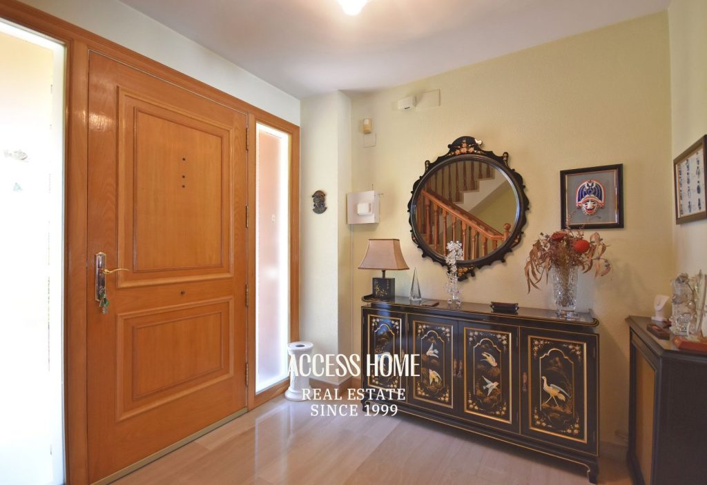 Exclusiva casa con piscina y terrazas con vistas a mar y montaña en El Masnou