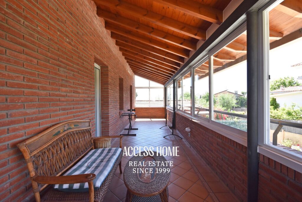 Exclusiva casa con piscina y terrazas con vistas a mar y montaña en El Masnou
