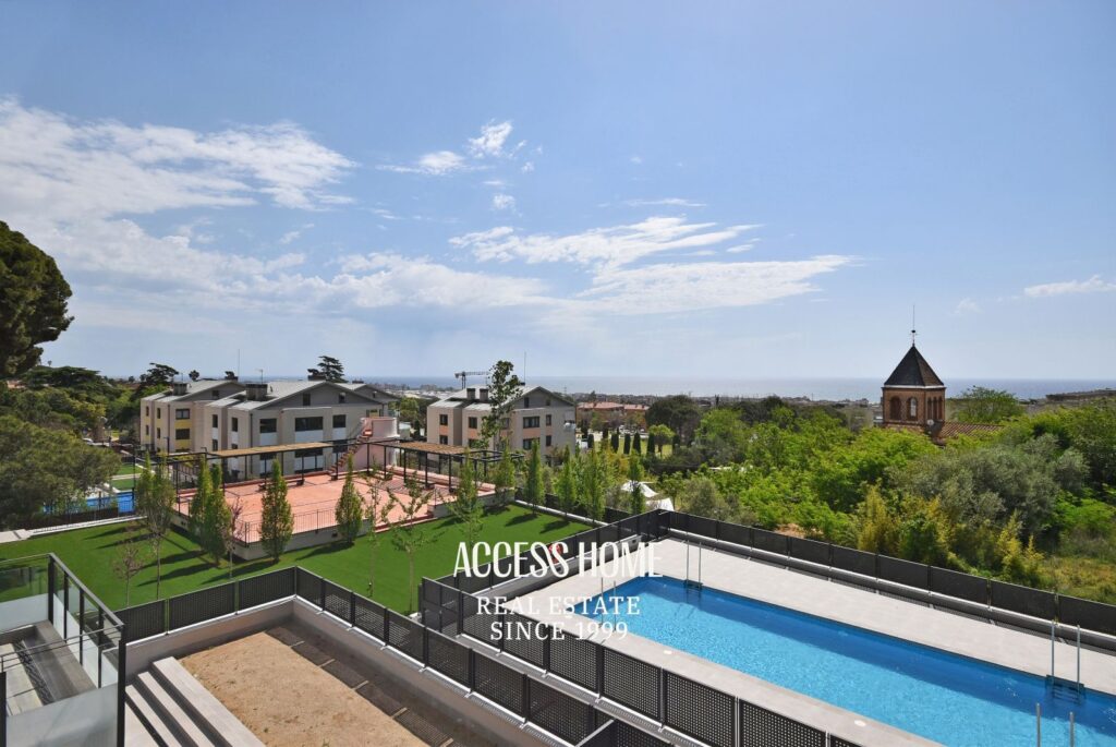 Dúplex  de obra nueva con terrazas y piscina comunitaria en Premià de Dalt