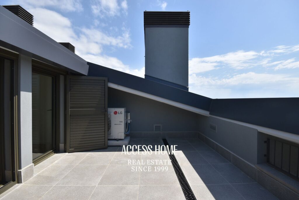 Dúplex  de obra nueva con terrazas y piscina comunitaria en Premià de Dalt