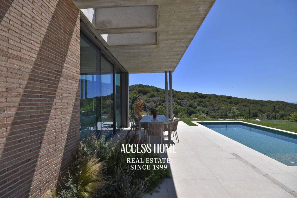 Villa de lujo en Cabrils  construida en el 2024, con piscina y vistas al mar