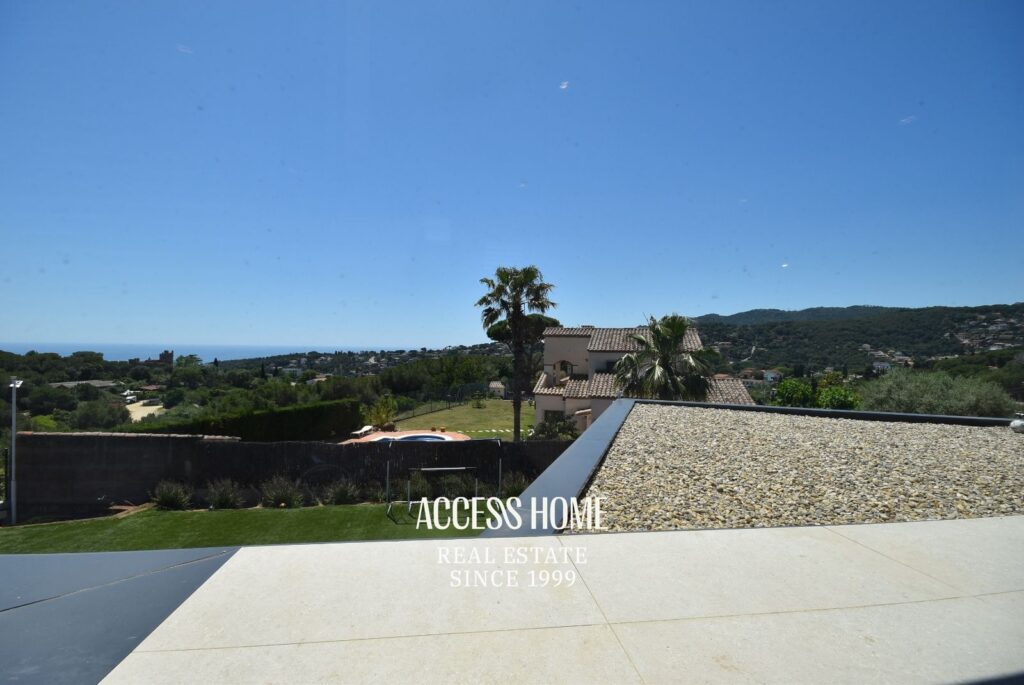 Villa de lujo en Cabrils  construida en el 2024, con piscina y vistas al mar