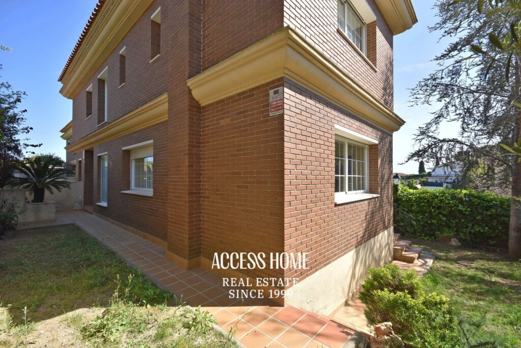Exclusiva vivienda en el centro de Sant Vicenç de Montalt