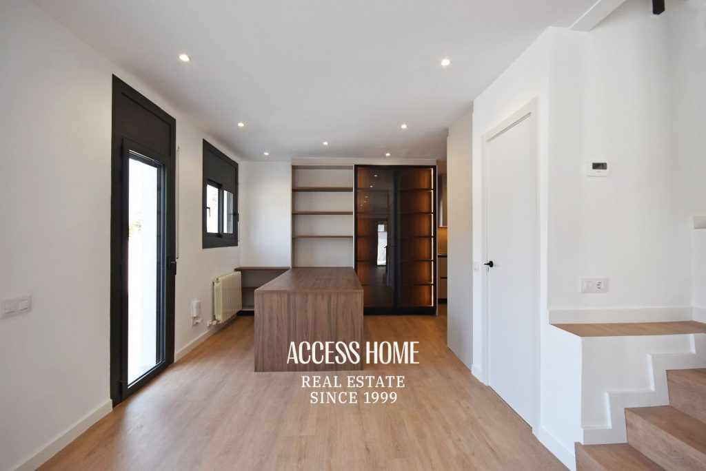 Casa esquinera reformada en venta en El Masnou con terraza y vistas al mar