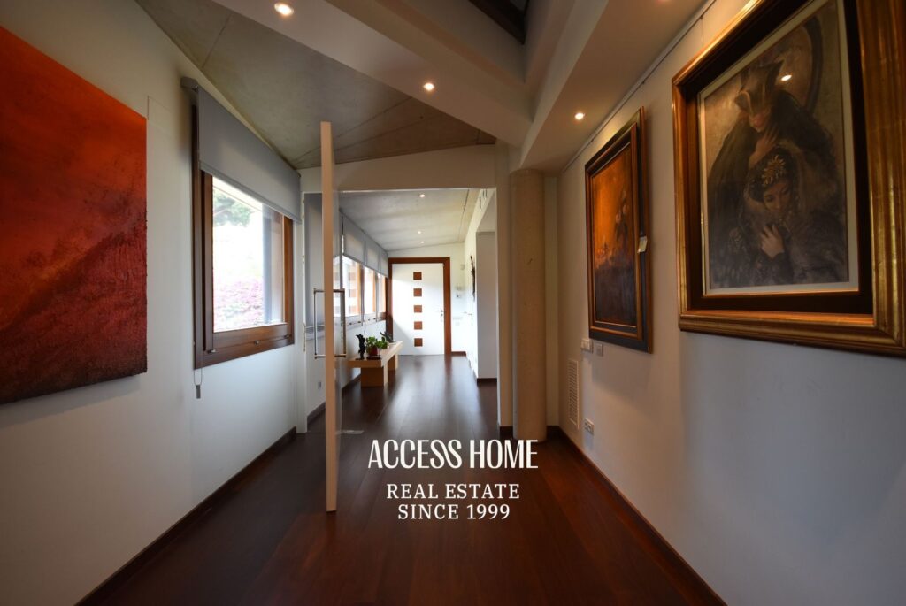 Exclusiva vivienda de diseño con jardín privado y vistas al mar en Cabrera de Mar